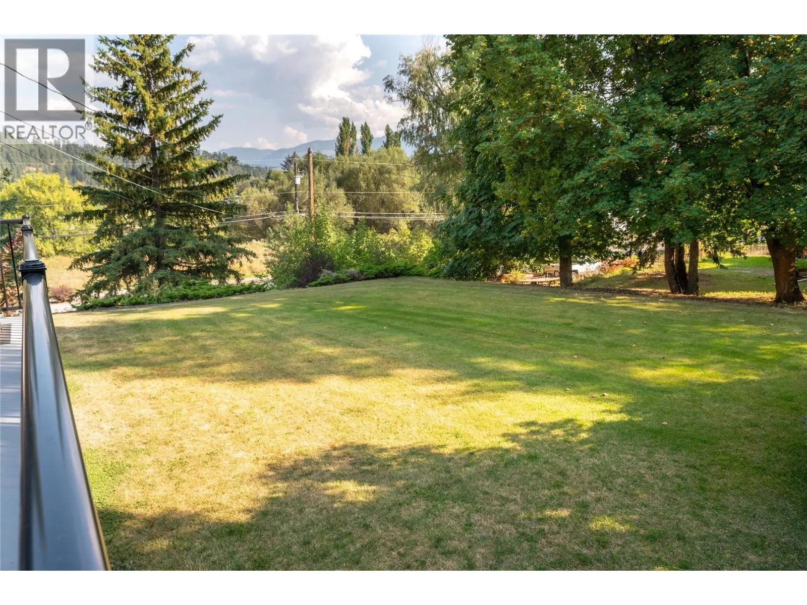 2506 Shuswap Avenue