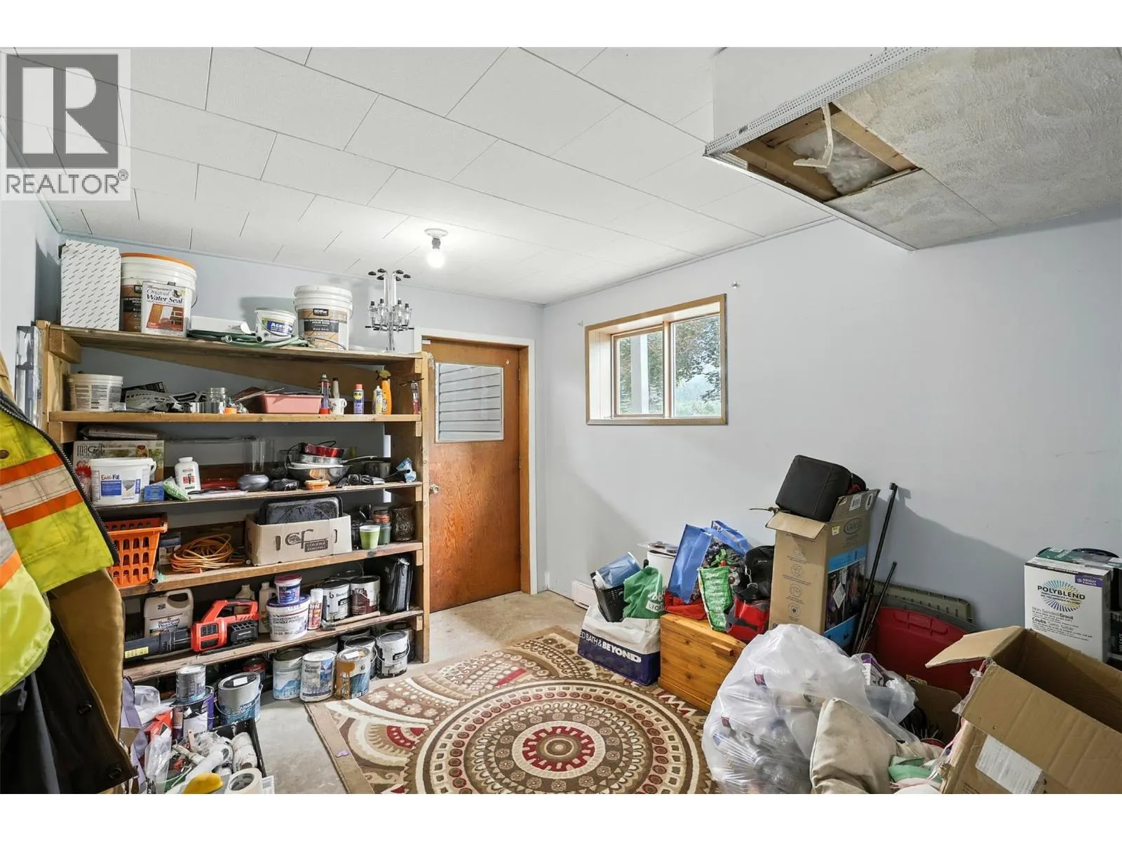 1653 Birch Island Lost Creek Road
