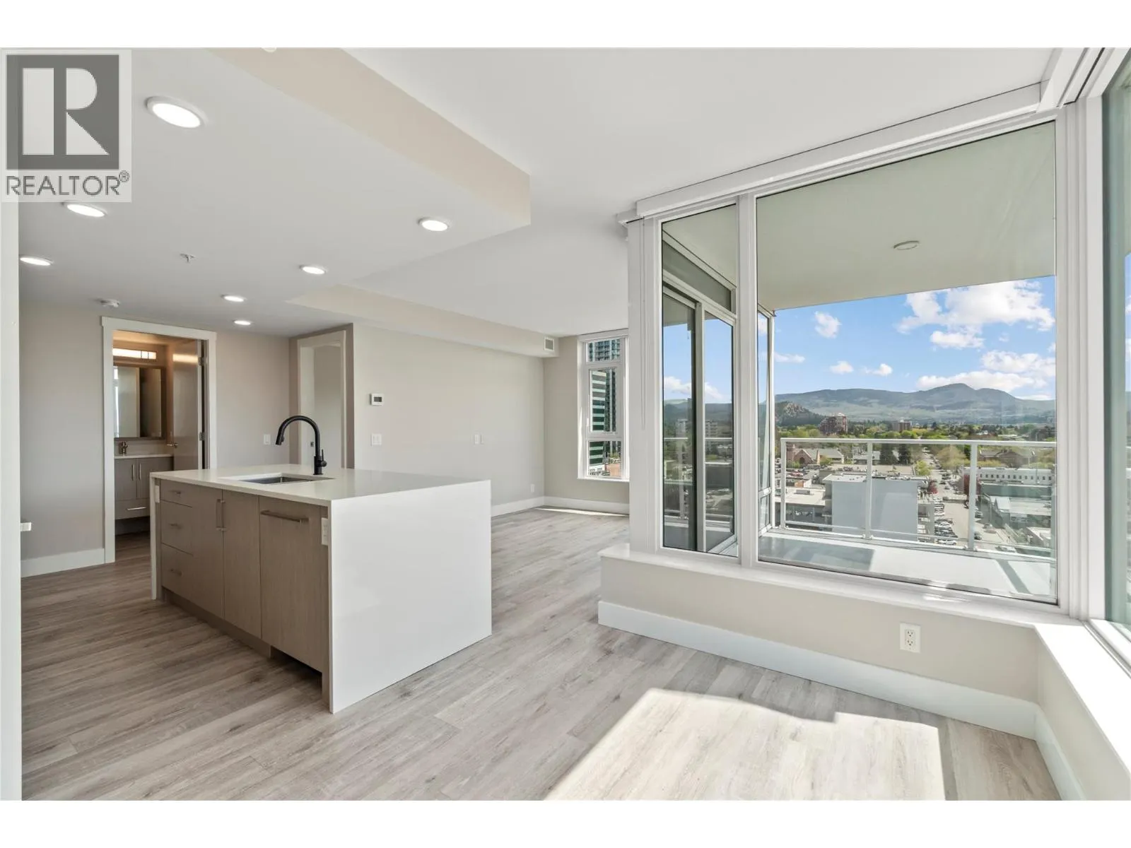 1588 Ellis Street Unit# 1106