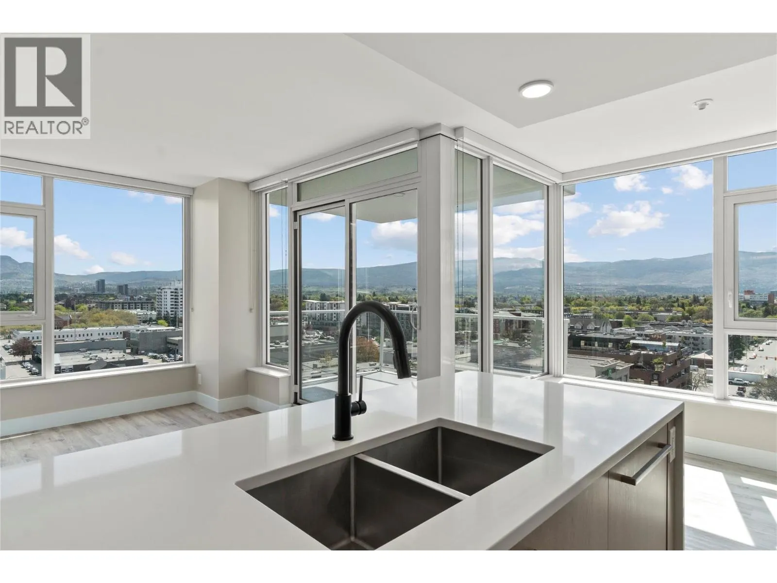 1588 Ellis Street Unit# 1106