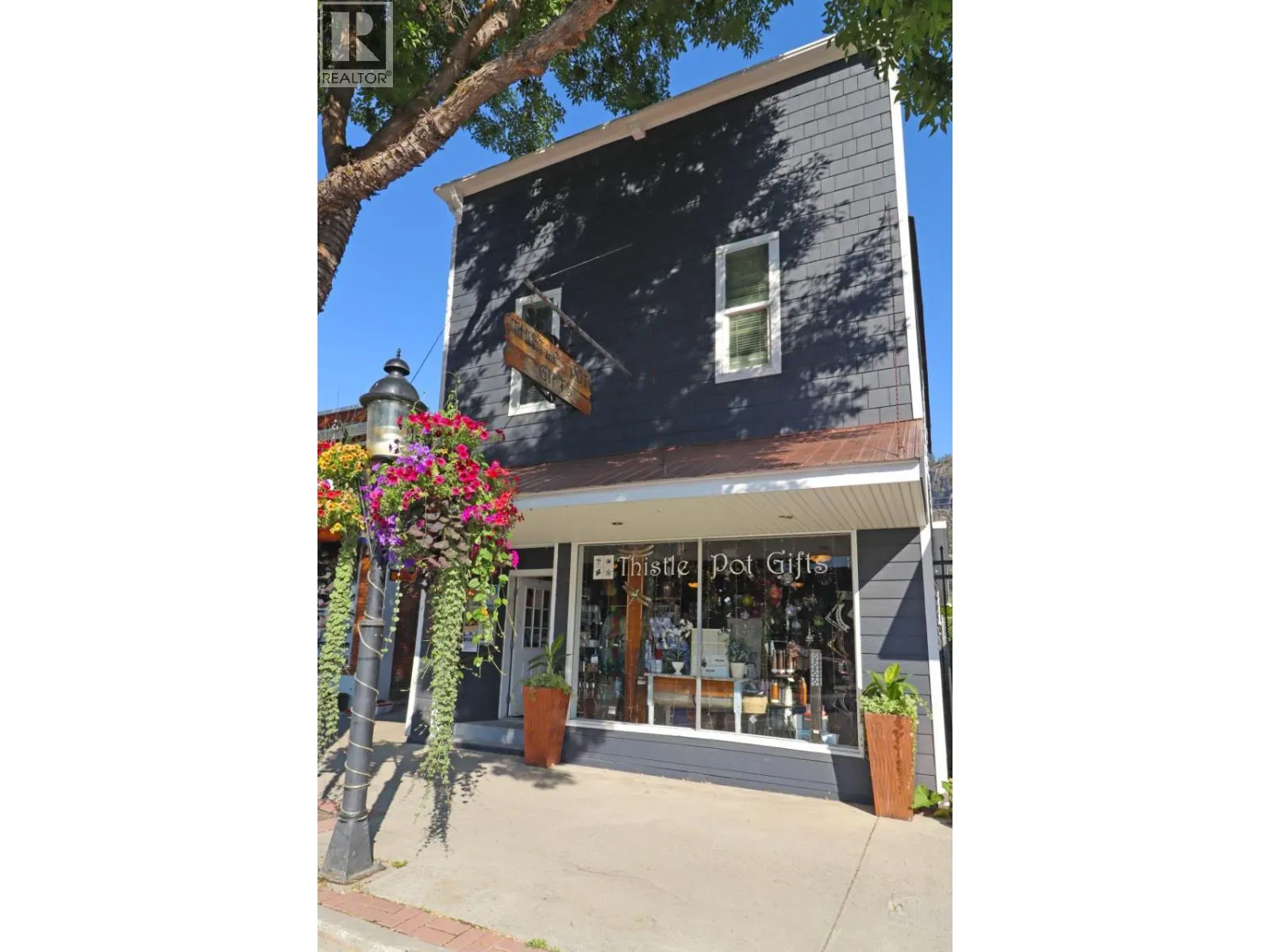 337 MARKET Avenue