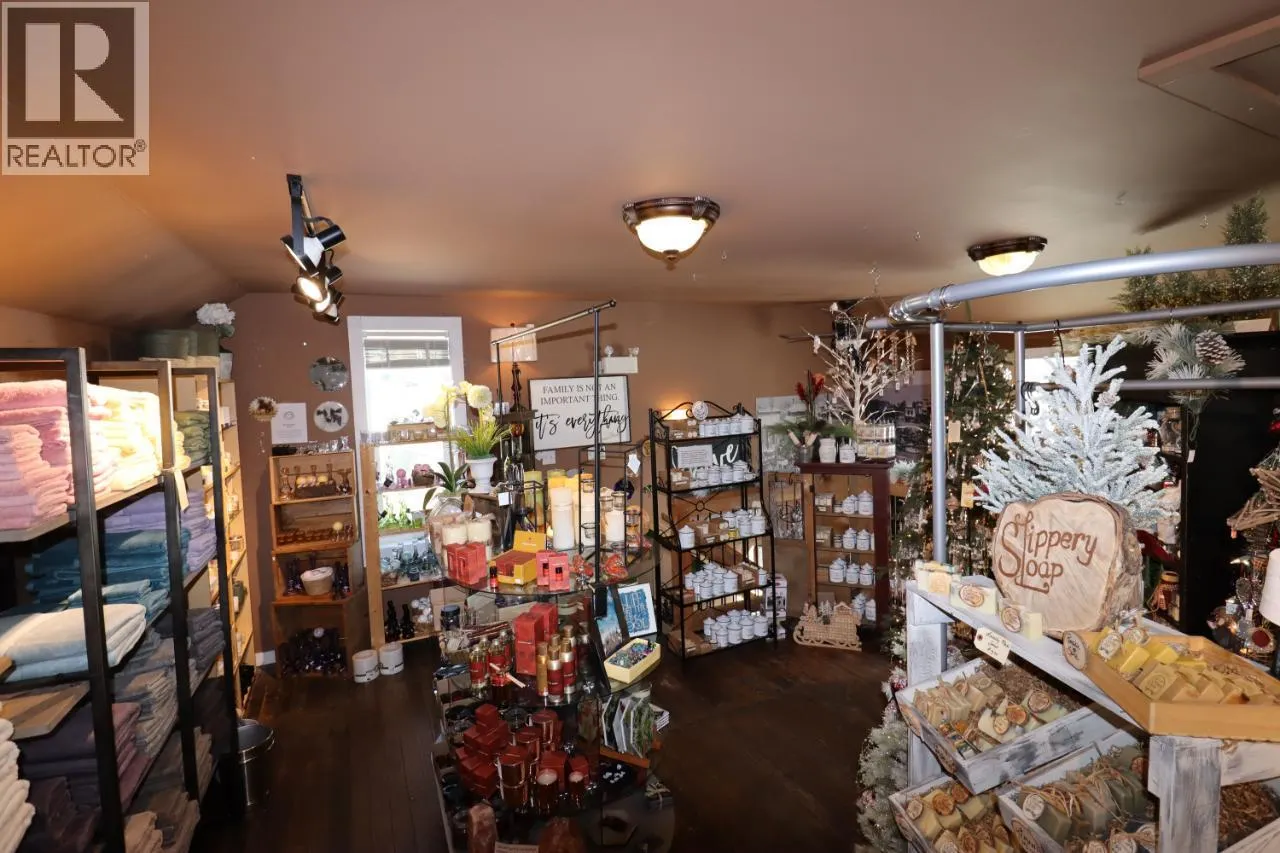 337 MARKET Avenue