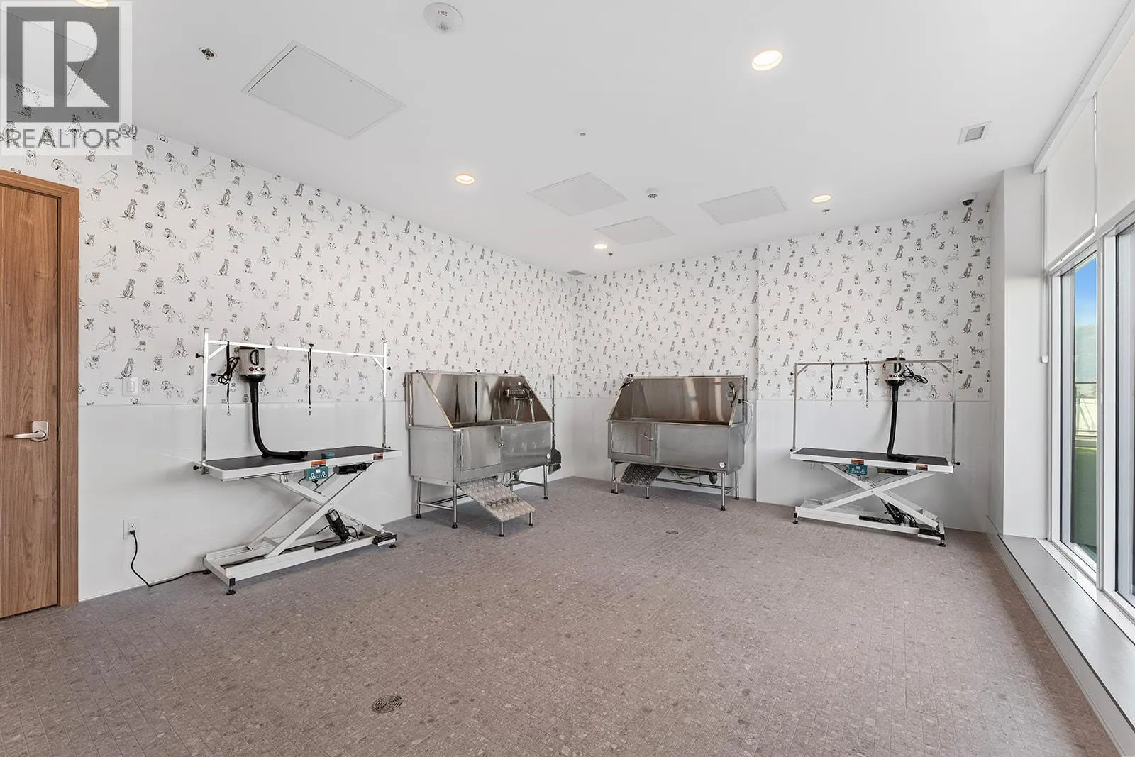 238 Leon Avenue Unit# 1407