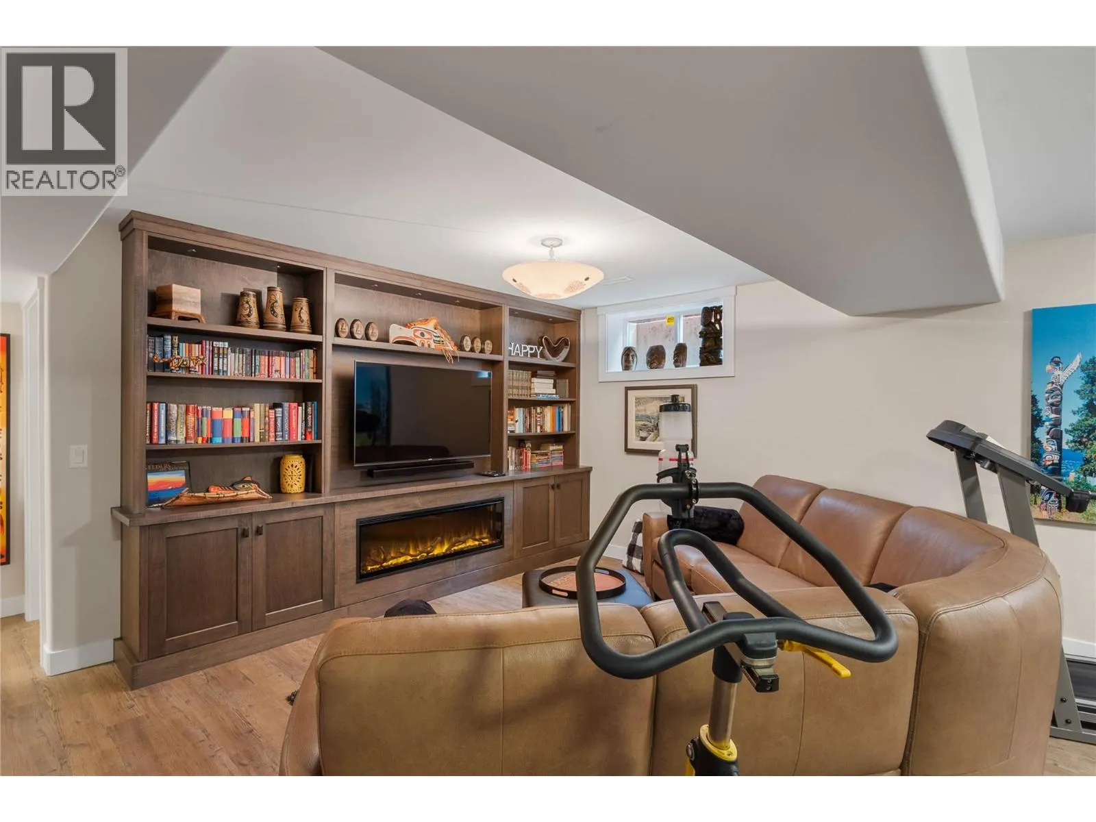 2068 Tantalus Court