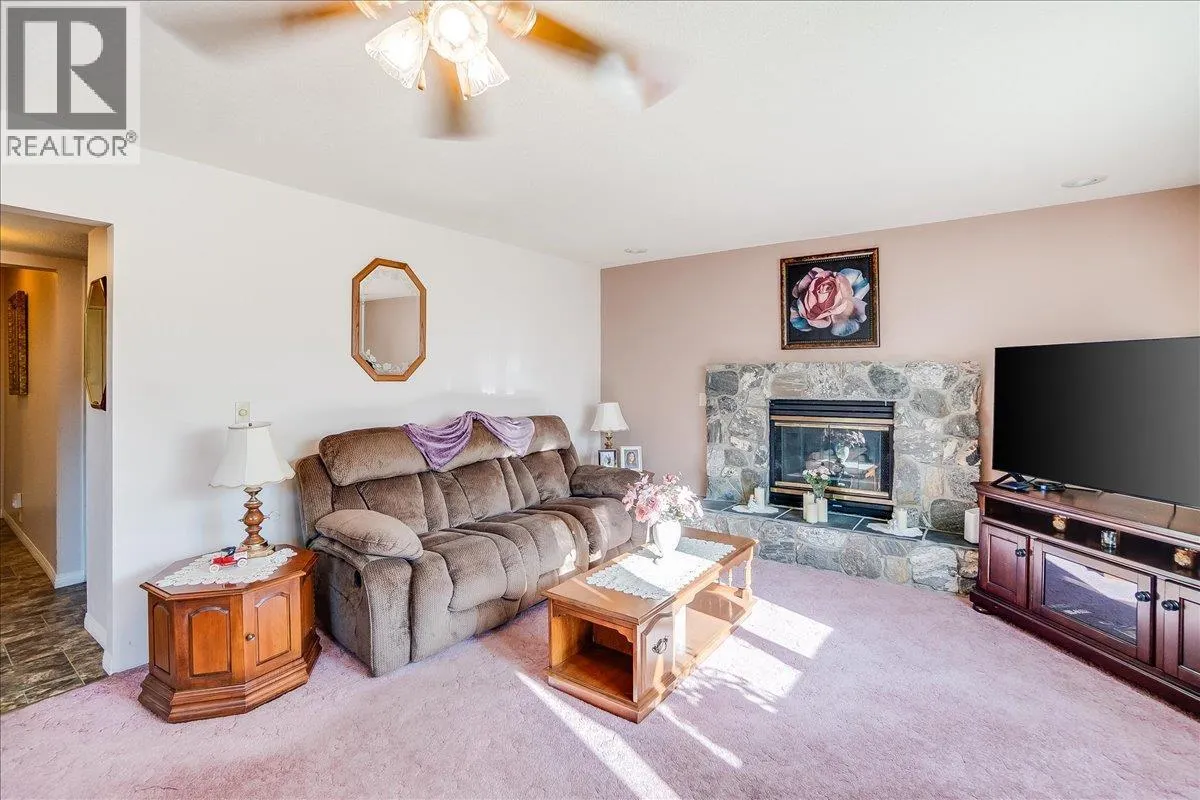 408 Beresford Crescent