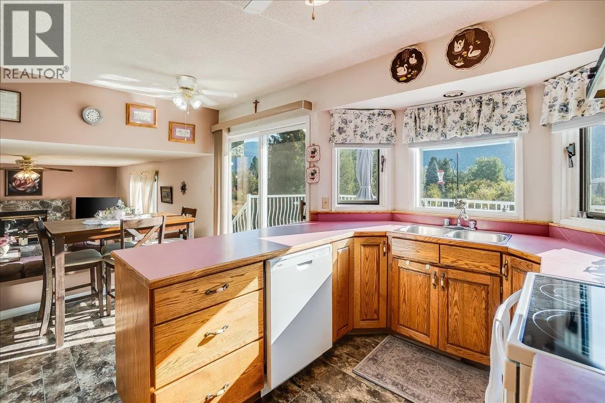 408 Beresford Crescent