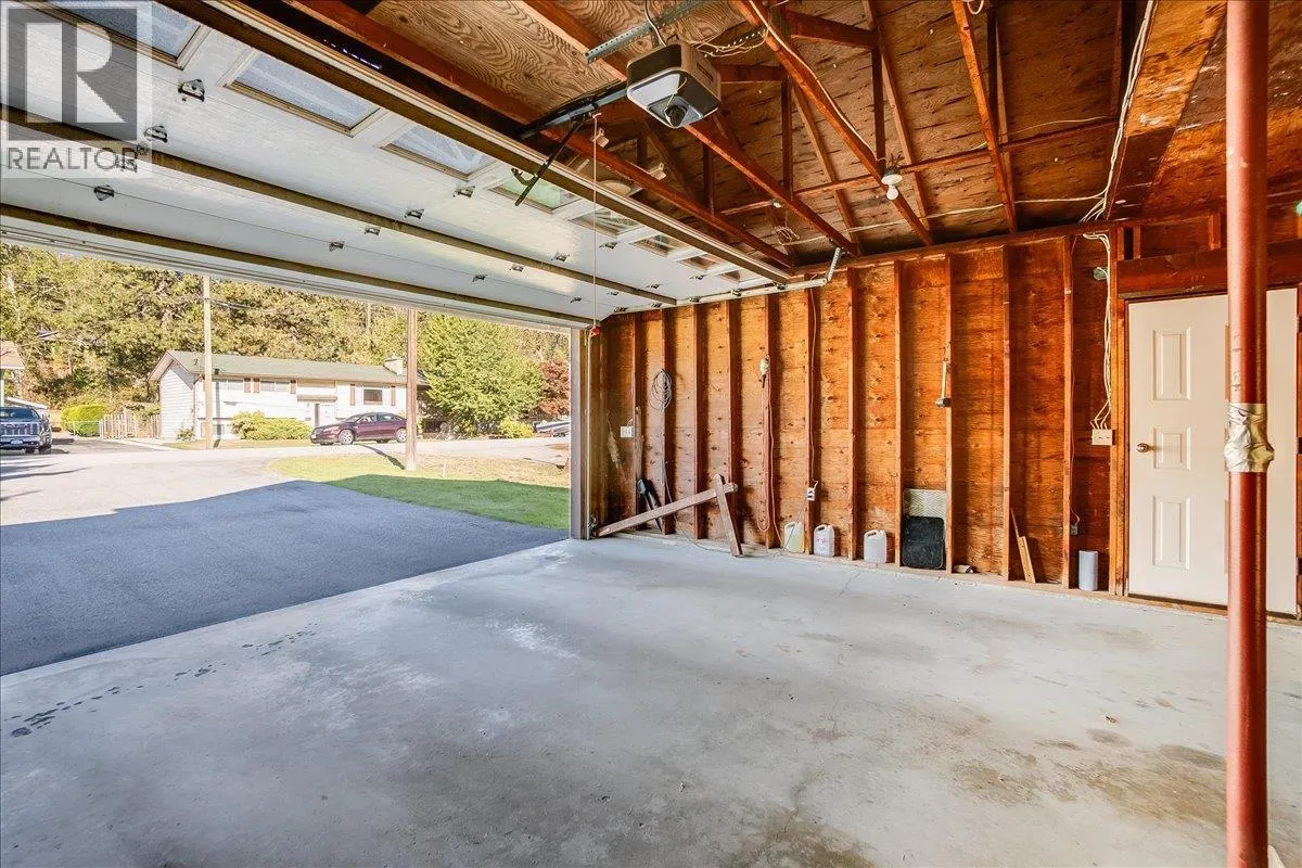408 Beresford Crescent