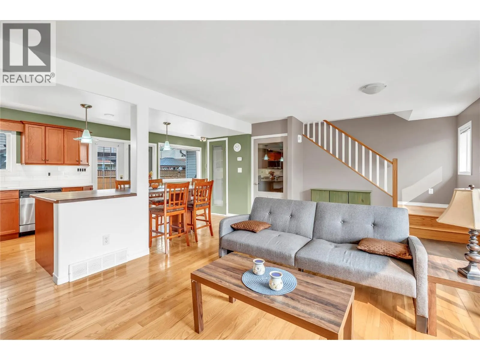 102 REGINA Avenue Unit# 103