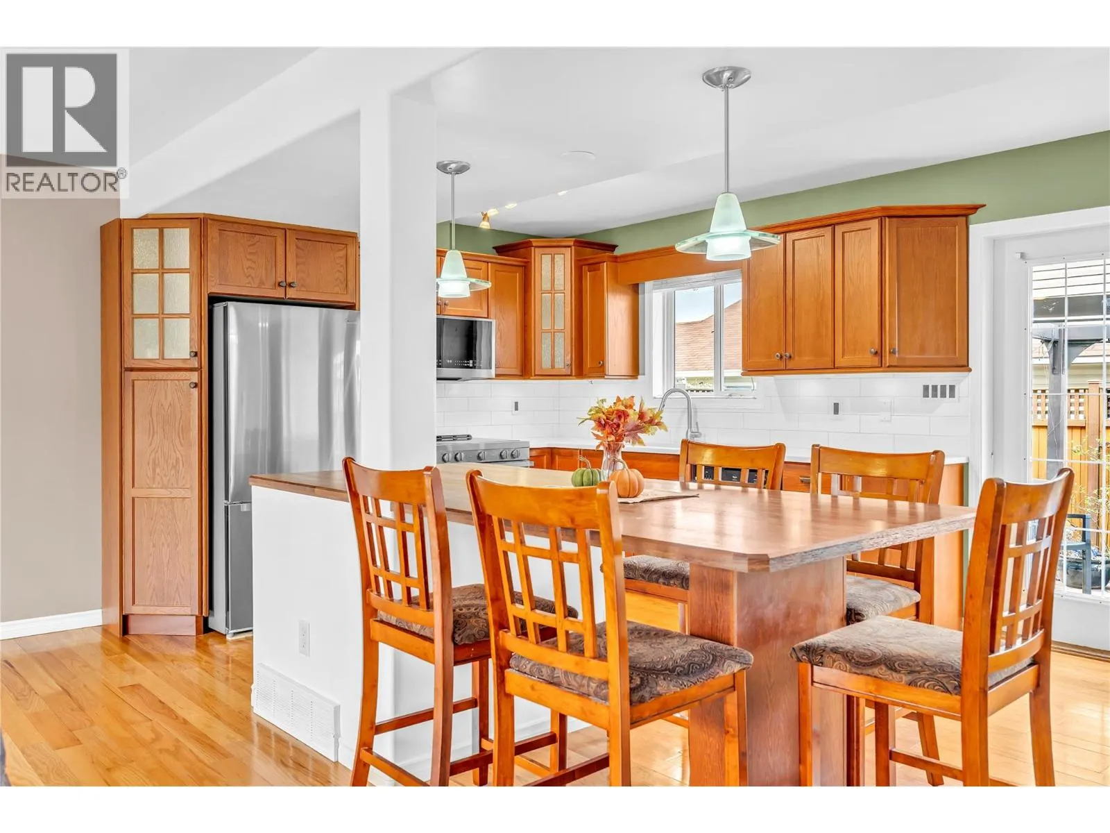 102 REGINA Avenue Unit# 103