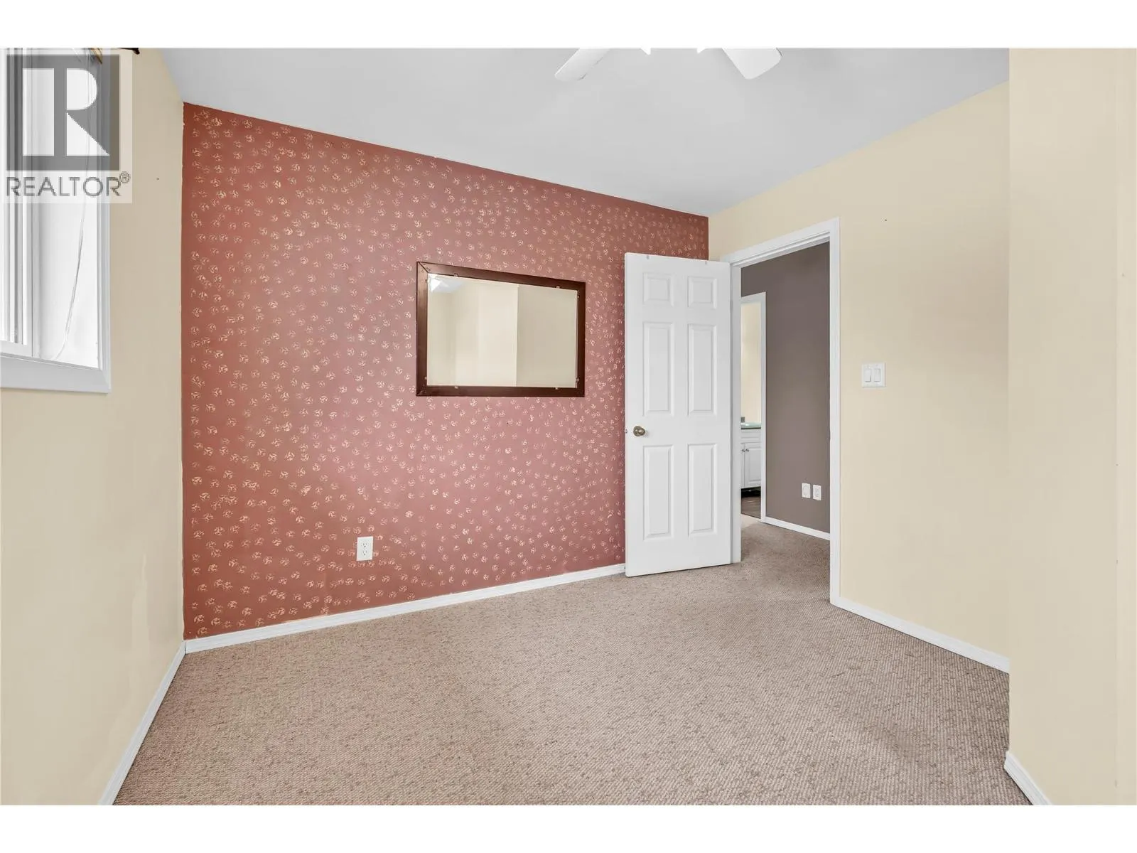 102 REGINA Avenue Unit# 103