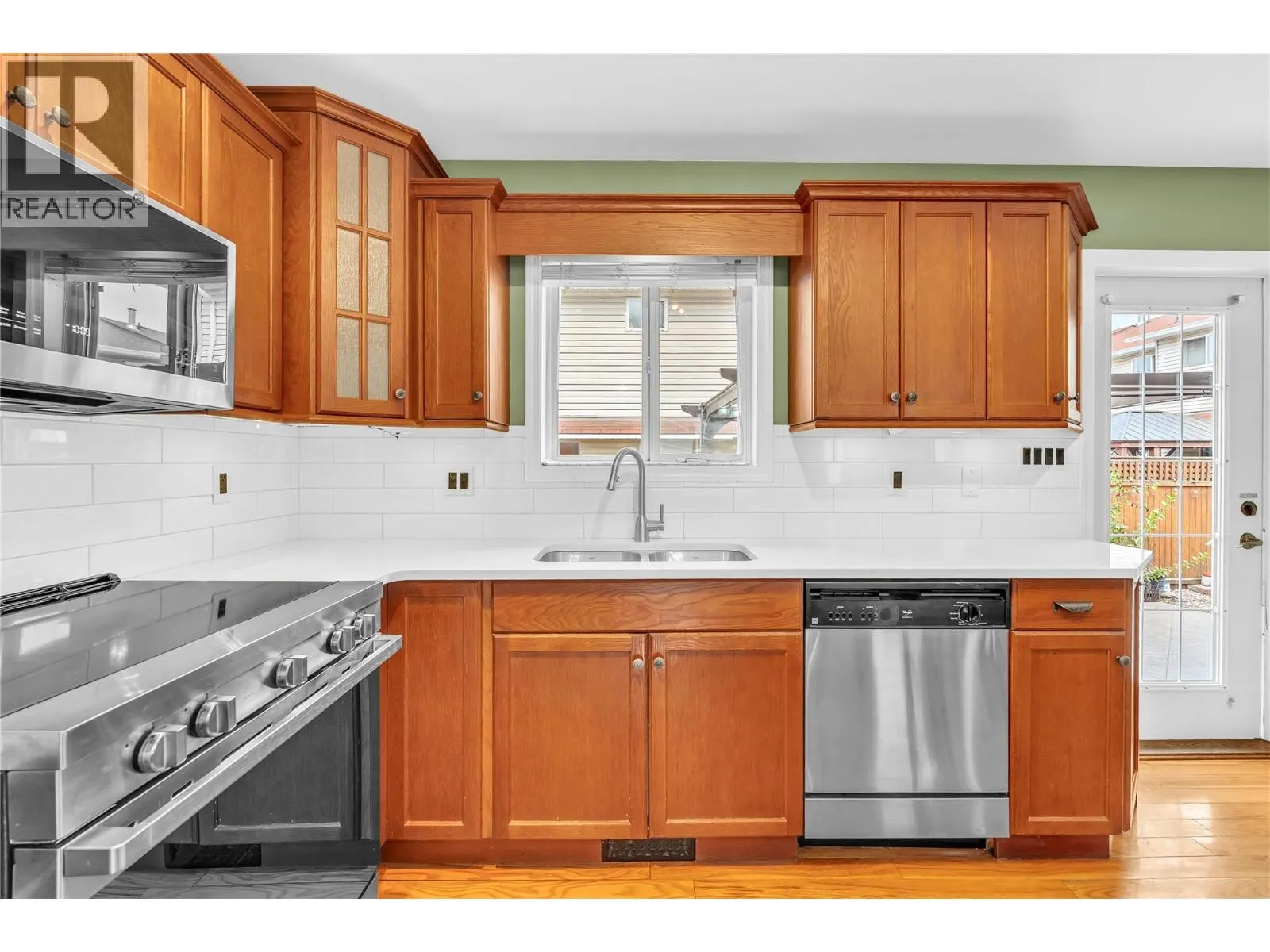 102 REGINA Avenue Unit# 103