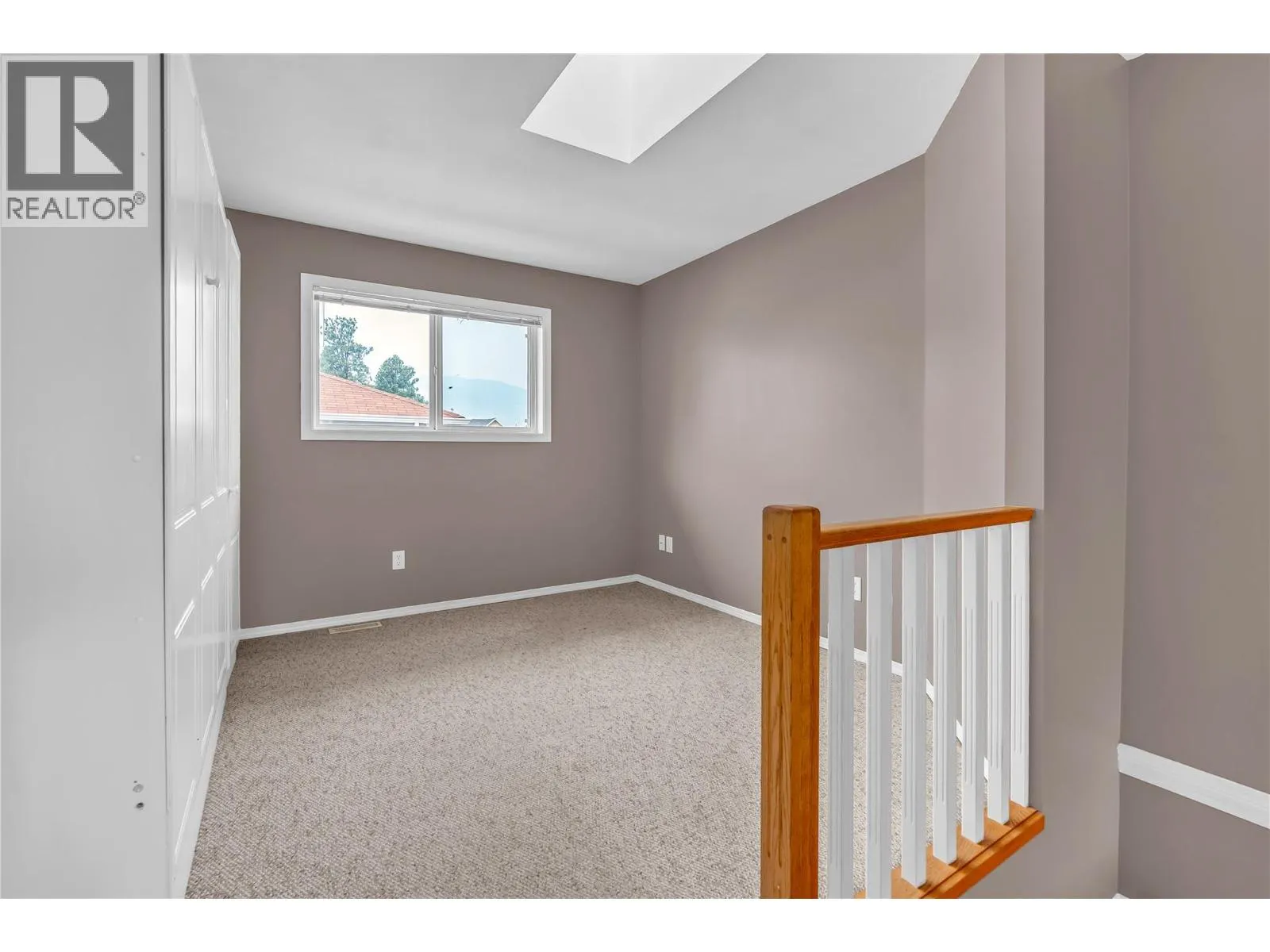 102 REGINA Avenue Unit# 103