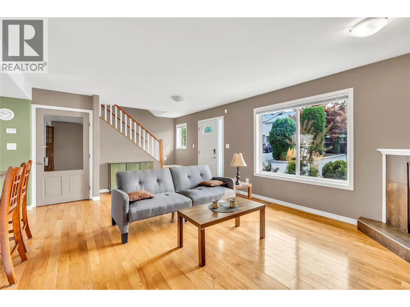 102 REGINA Avenue Unit# 103