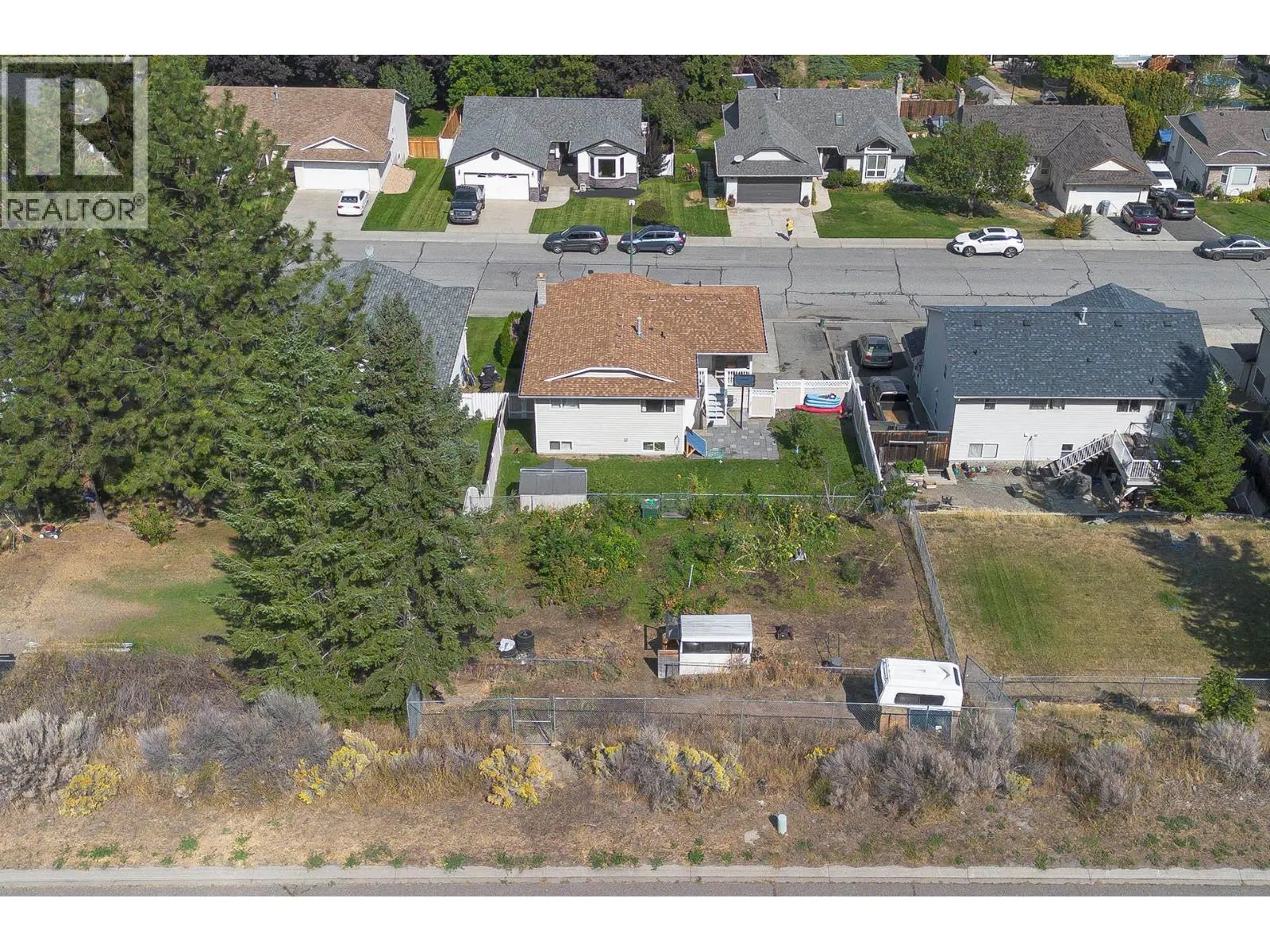 2727 QU'APPELLE Boulevard