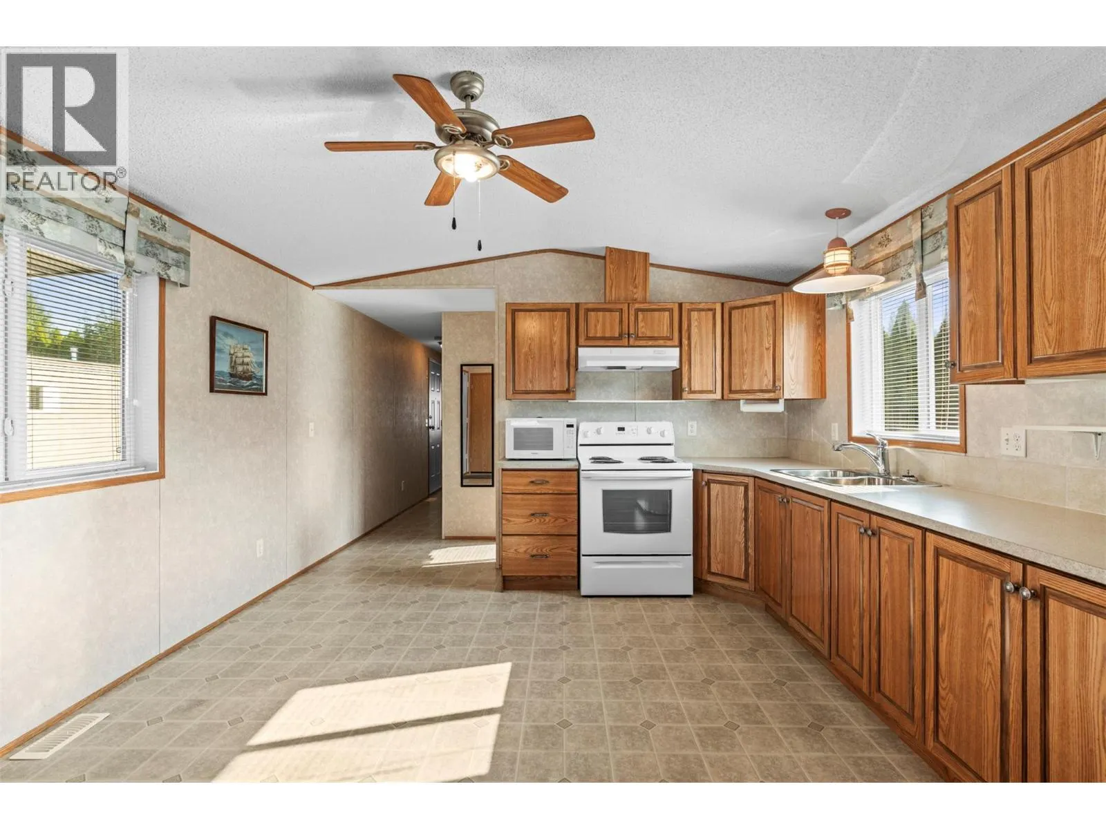 136 Meadow Crescent Unit# 10