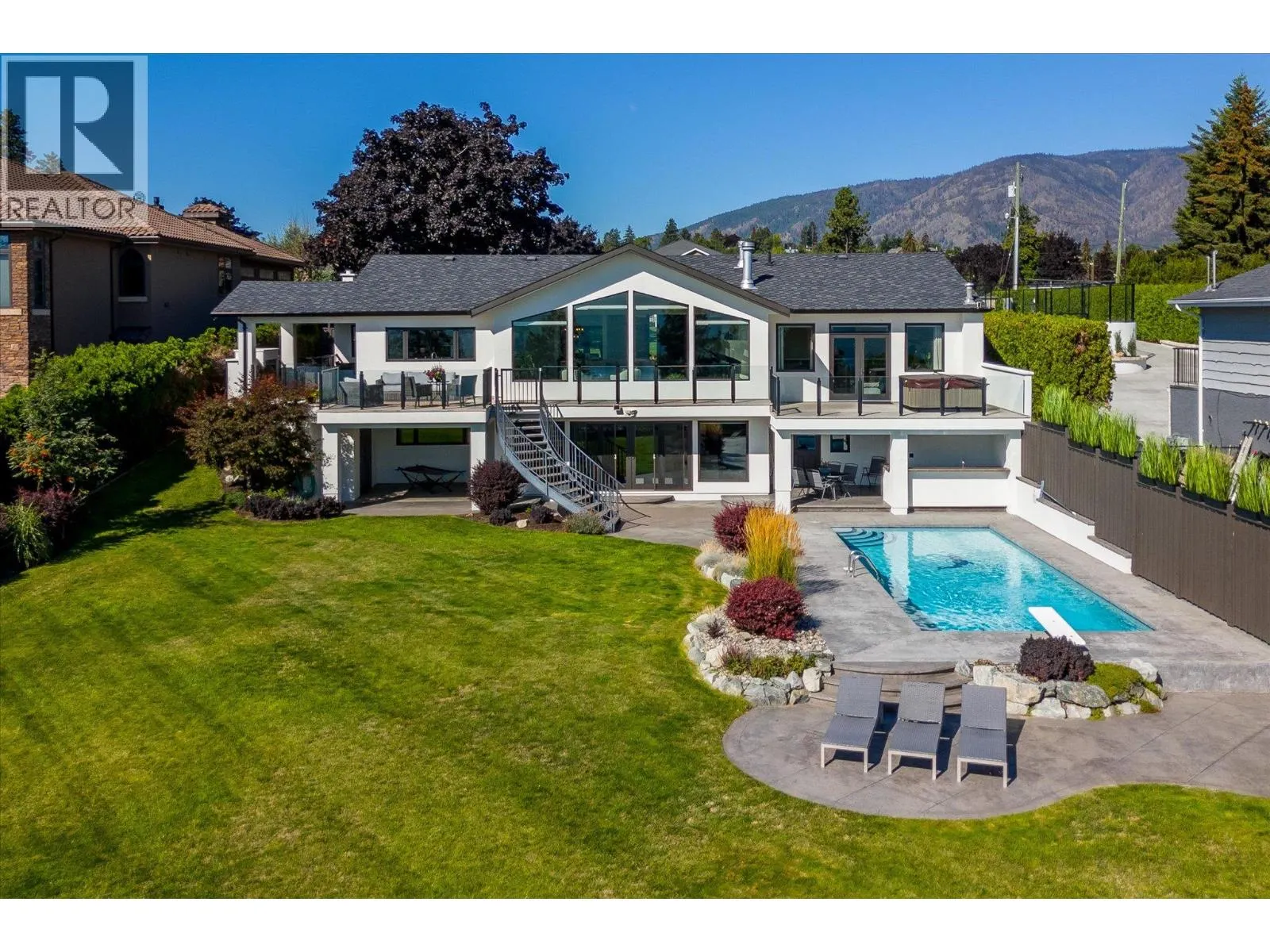 2523 Hillsborough Road