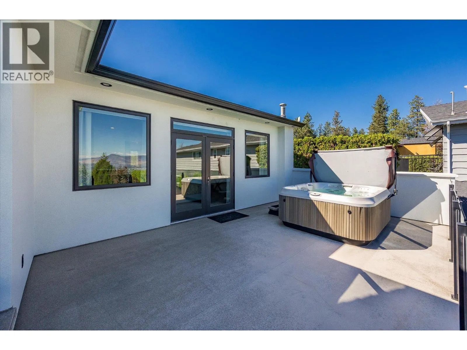 2523 Hillsborough Road