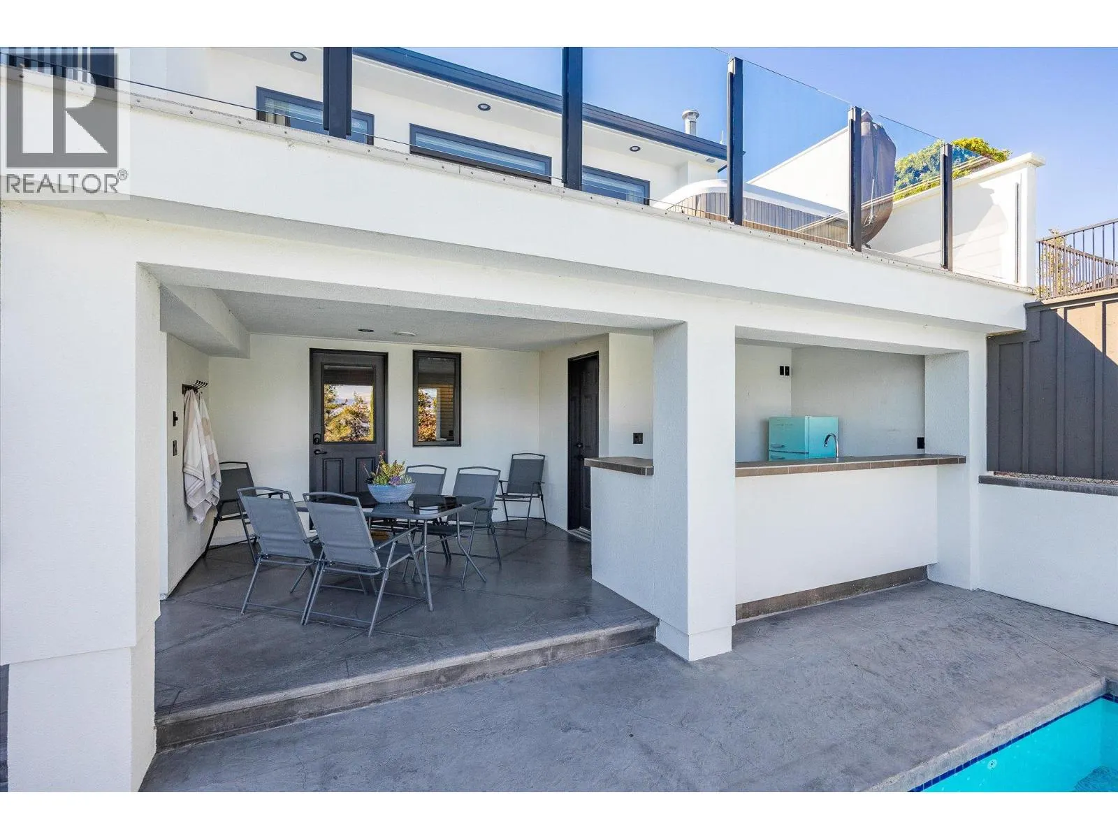 2523 Hillsborough Road