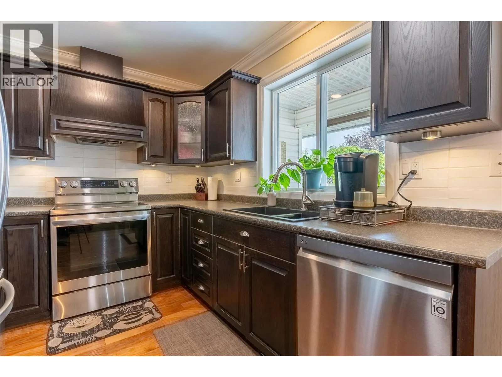 2375 CANONGATE Place
