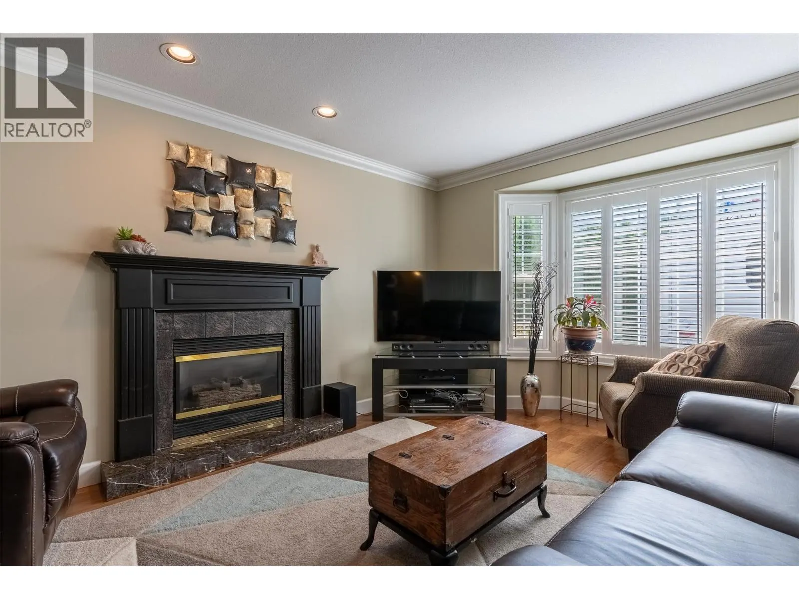 2375 CANONGATE Place