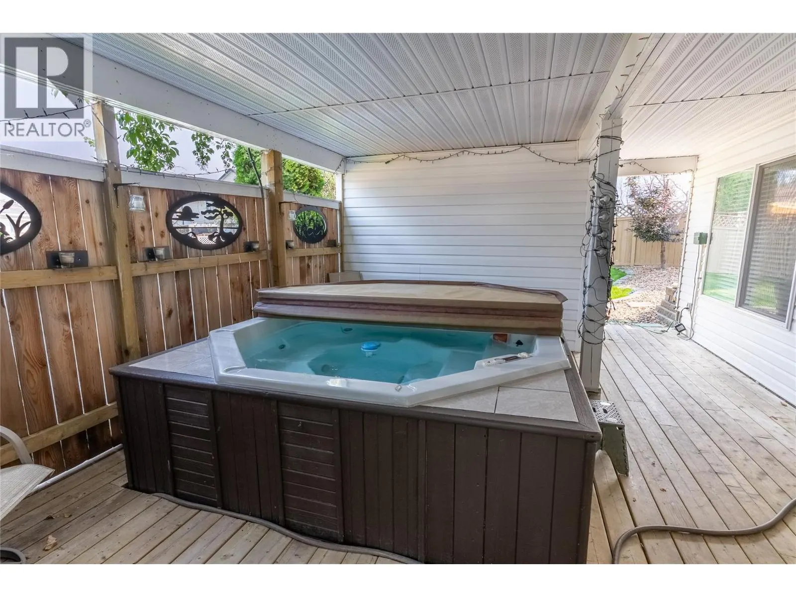 2375 CANONGATE Place