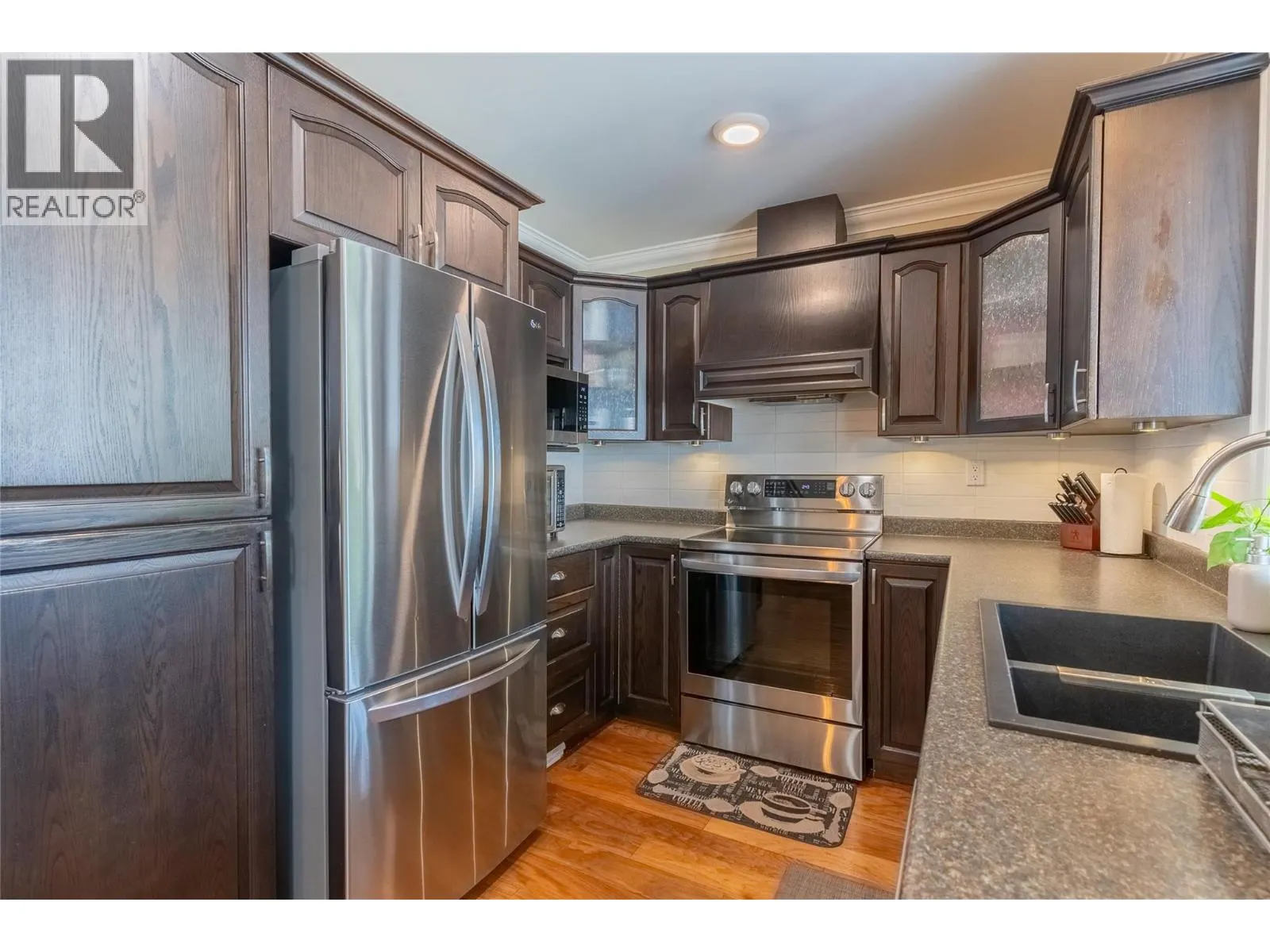 2375 CANONGATE Place