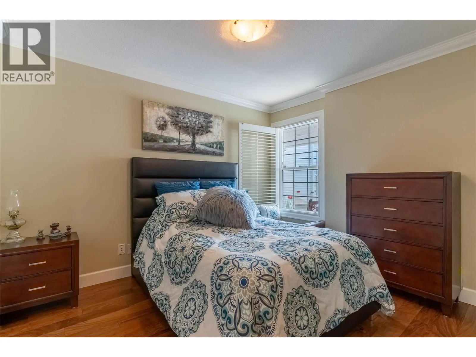 2375 CANONGATE Place