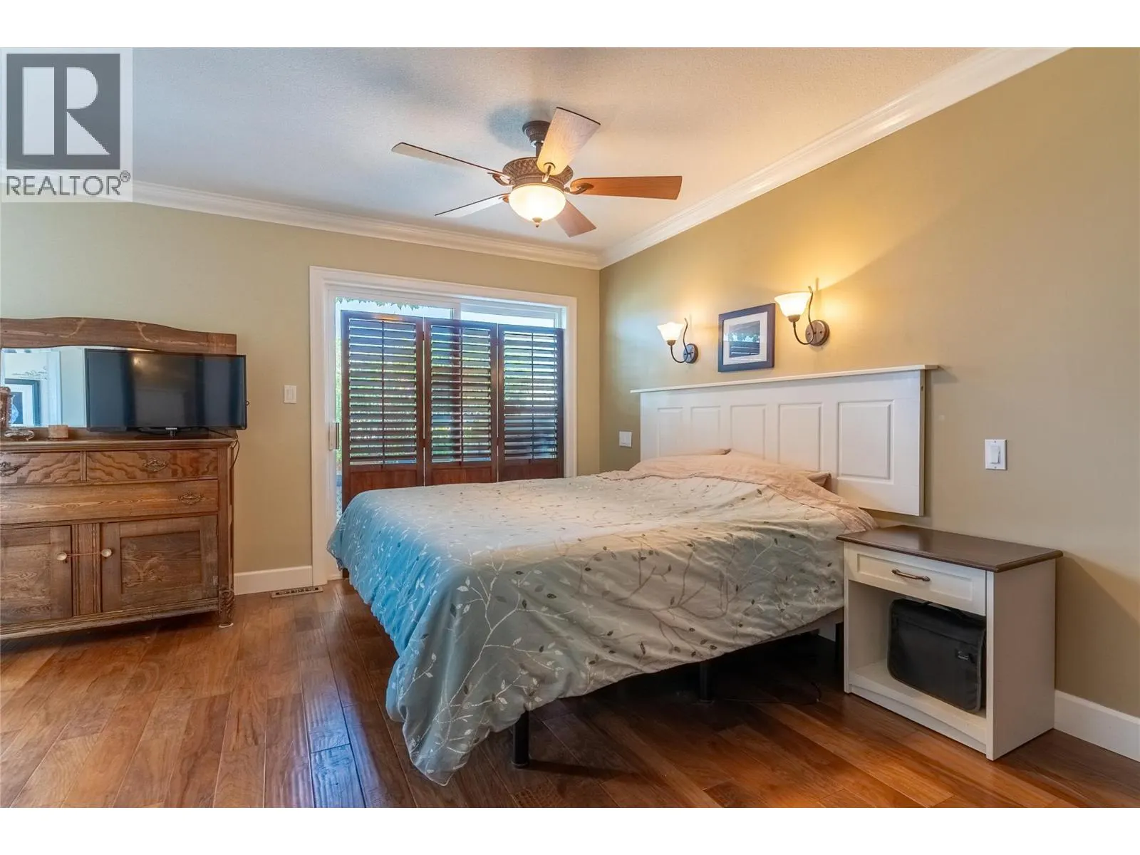 2375 CANONGATE Place