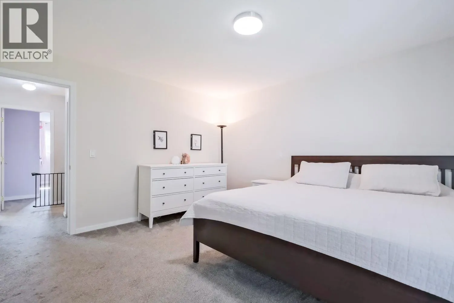 1853 Edgehill Avenue Unit# 12
