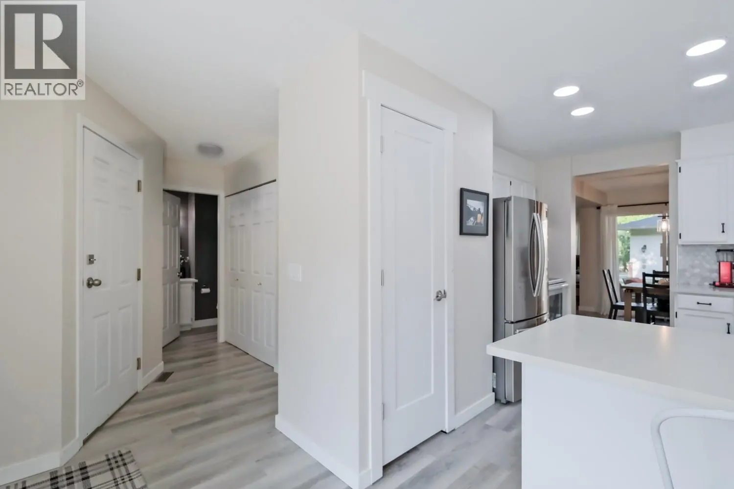 1853 Edgehill Avenue Unit# 12