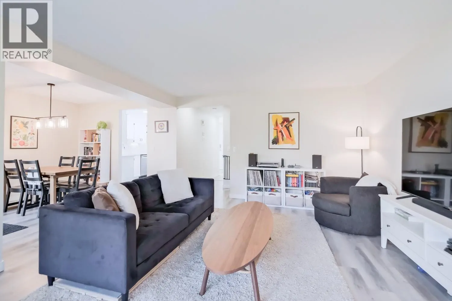 1853 Edgehill Avenue Unit# 12