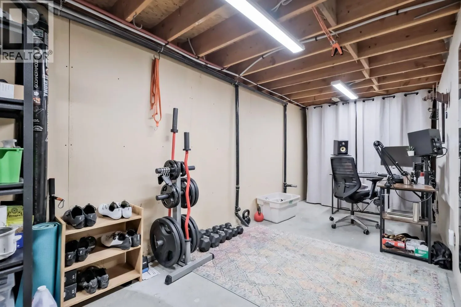 1853 Edgehill Avenue Unit# 12