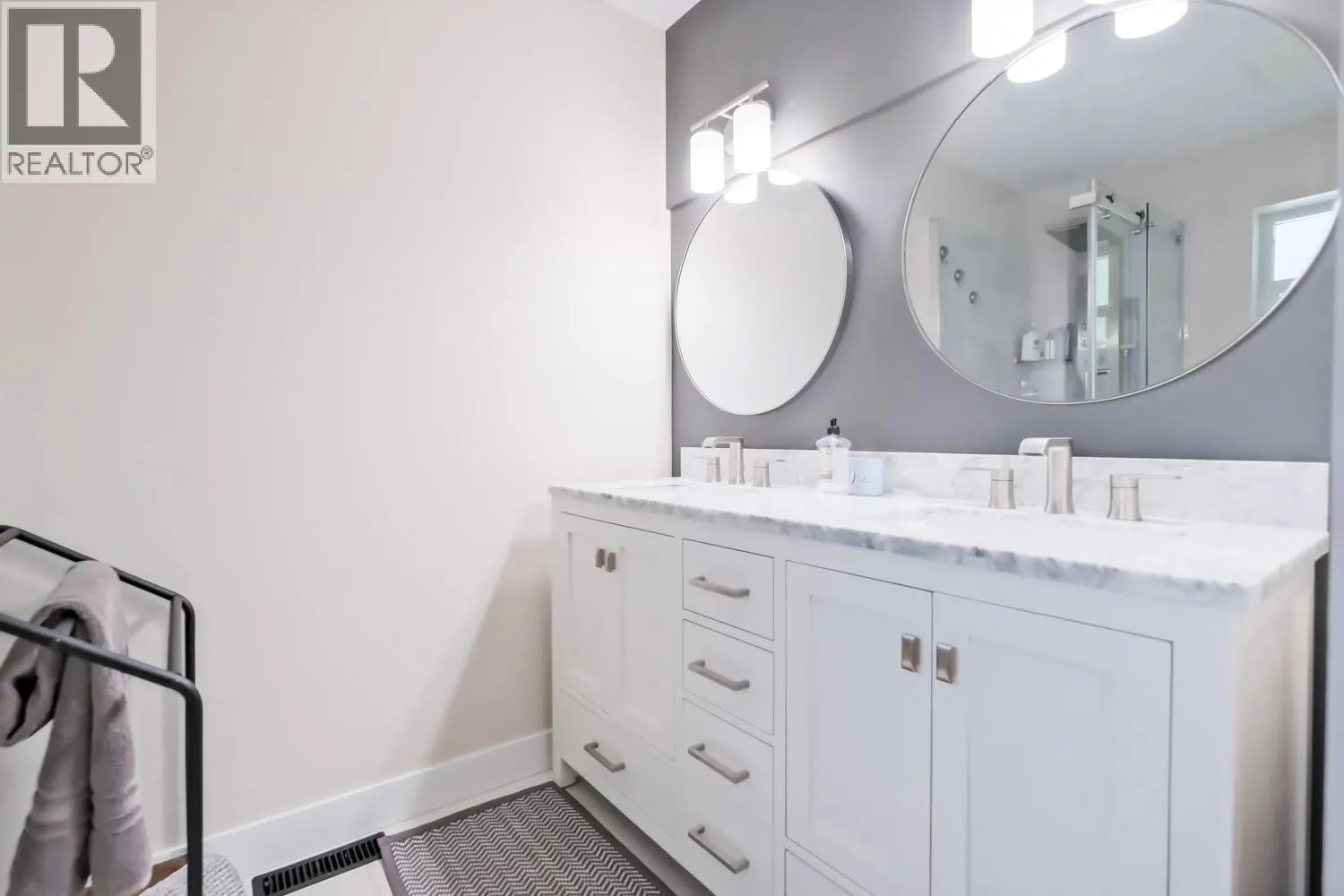 1853 Edgehill Avenue Unit# 12