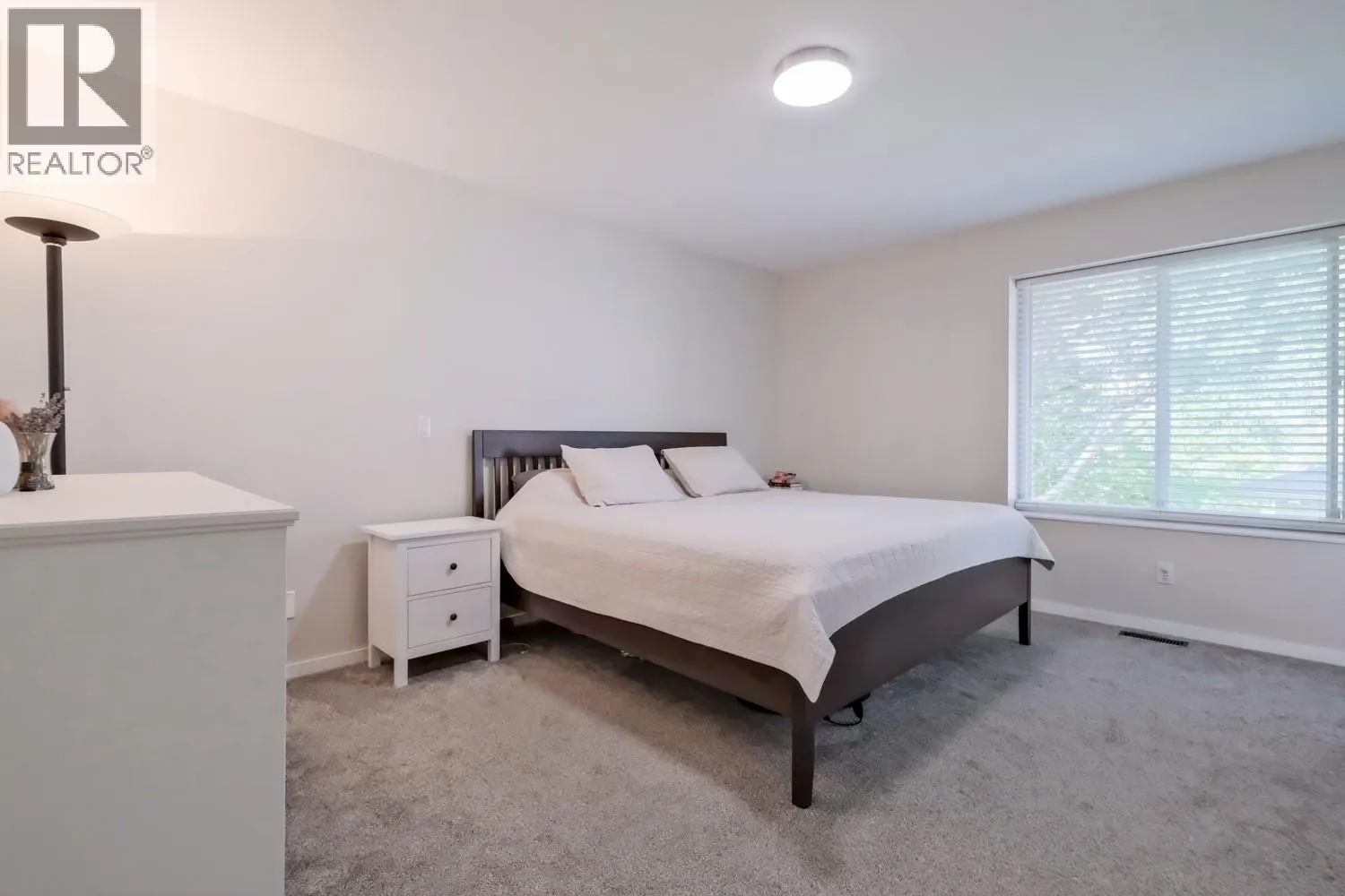 1853 Edgehill Avenue Unit# 12