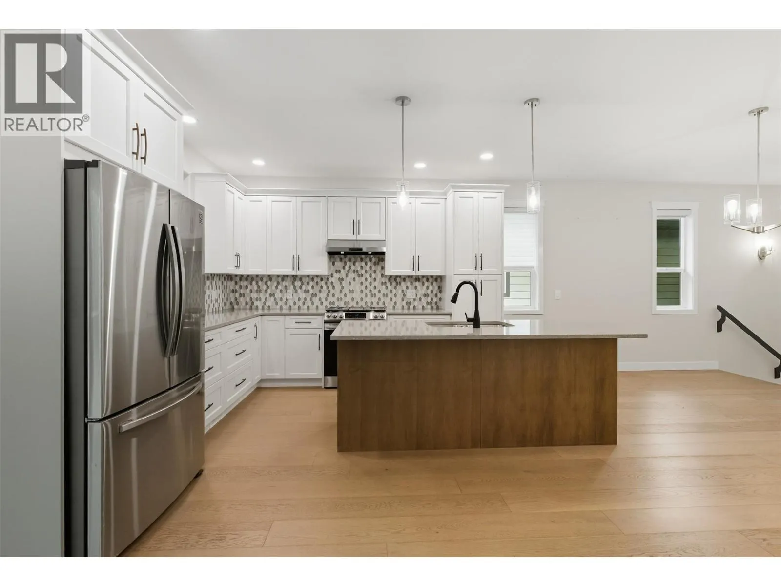 2575 ELSTON Drive Unit# 113