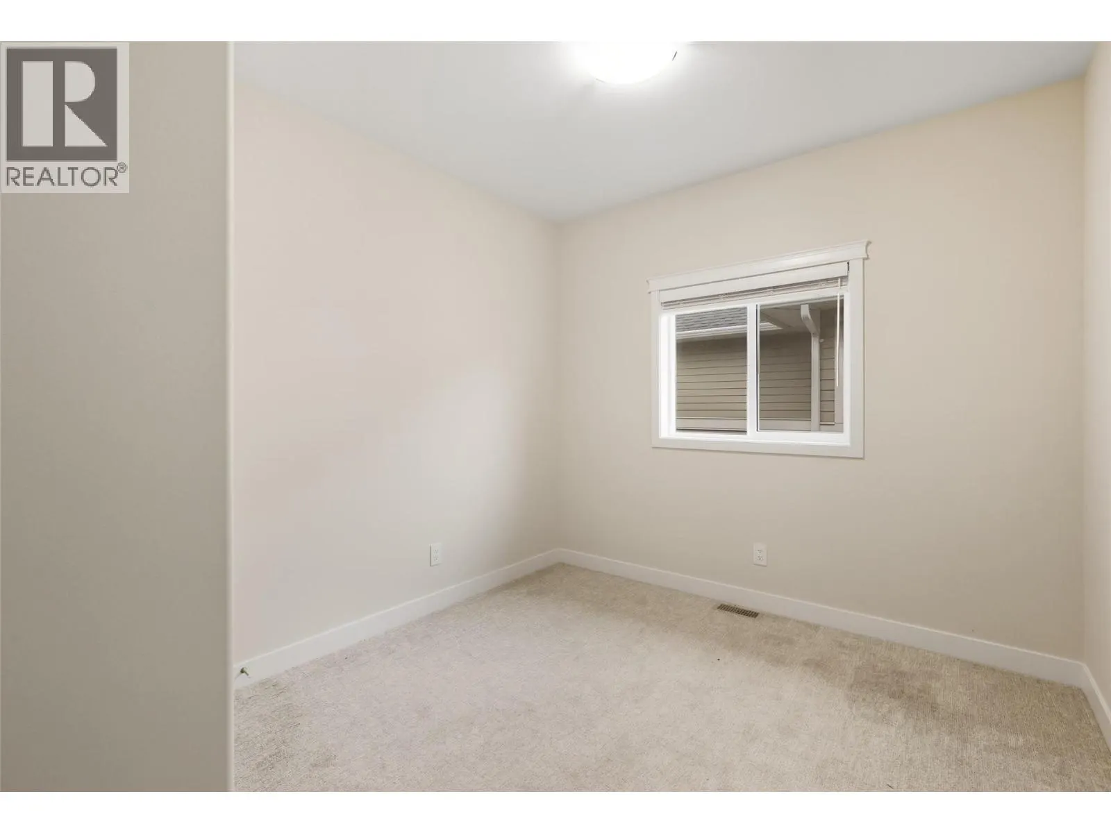 2575 ELSTON Drive Unit# 113