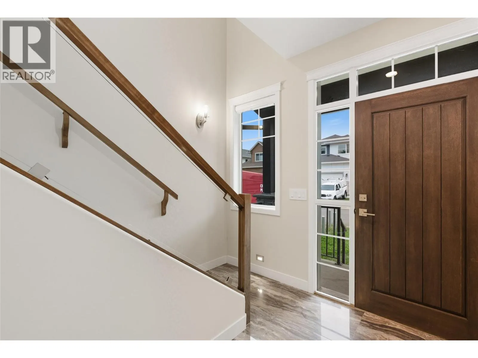 2575 ELSTON Drive Unit# 113