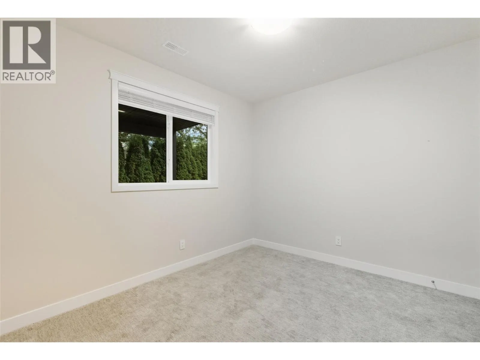 2575 ELSTON Drive Unit# 113