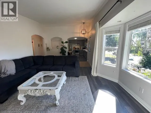 2387 Reid Avenue