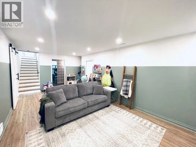 2387 Reid Avenue