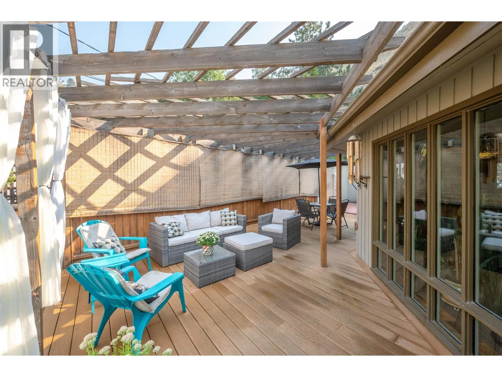 4744 Lakeside Road