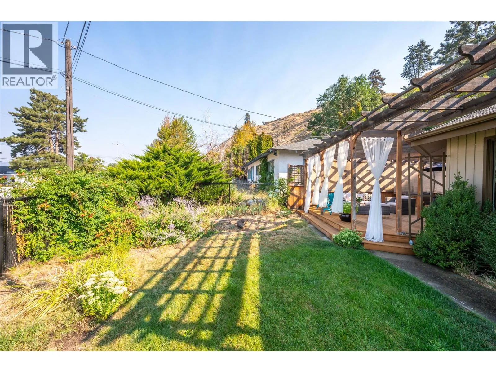 4744 Lakeside Road