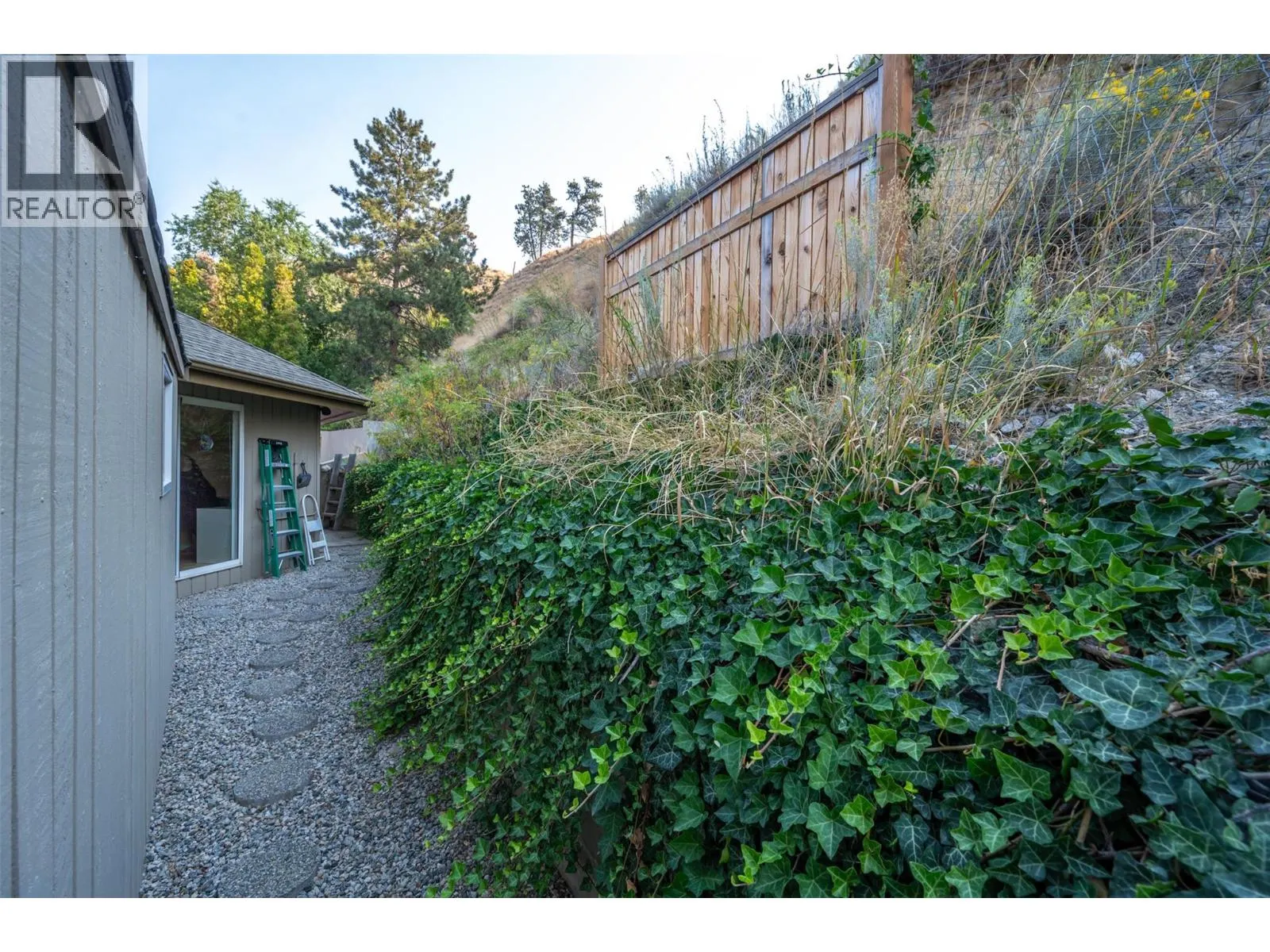 4744 Lakeside Road