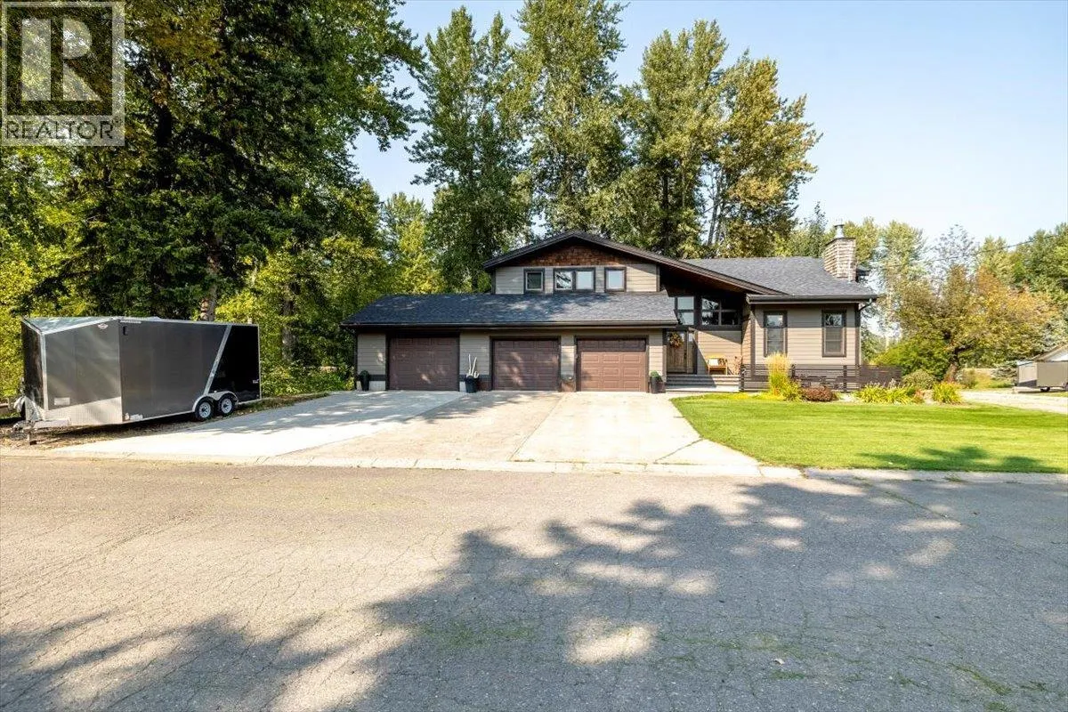 2 Mt Minton Street