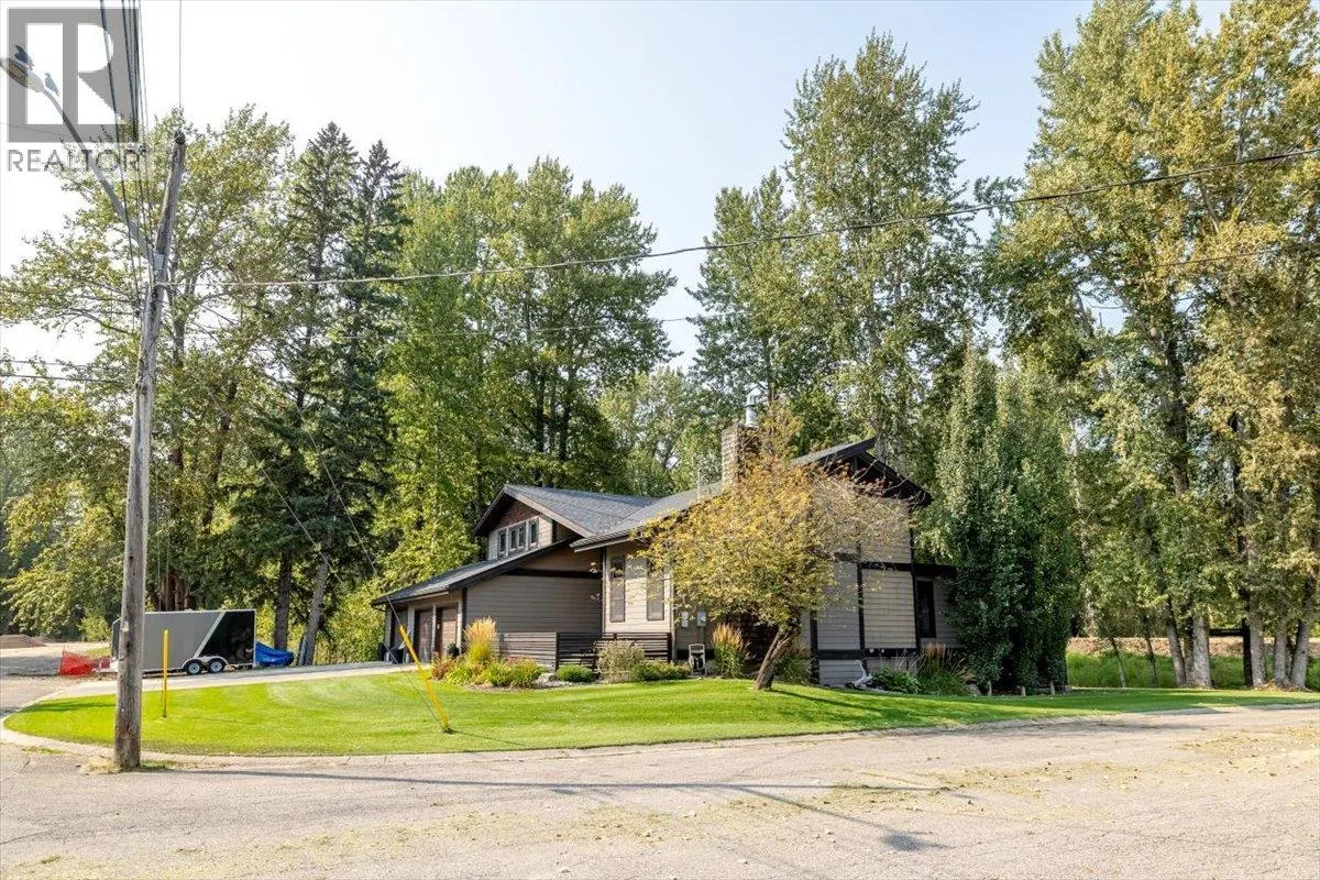 2 Mt Minton Street