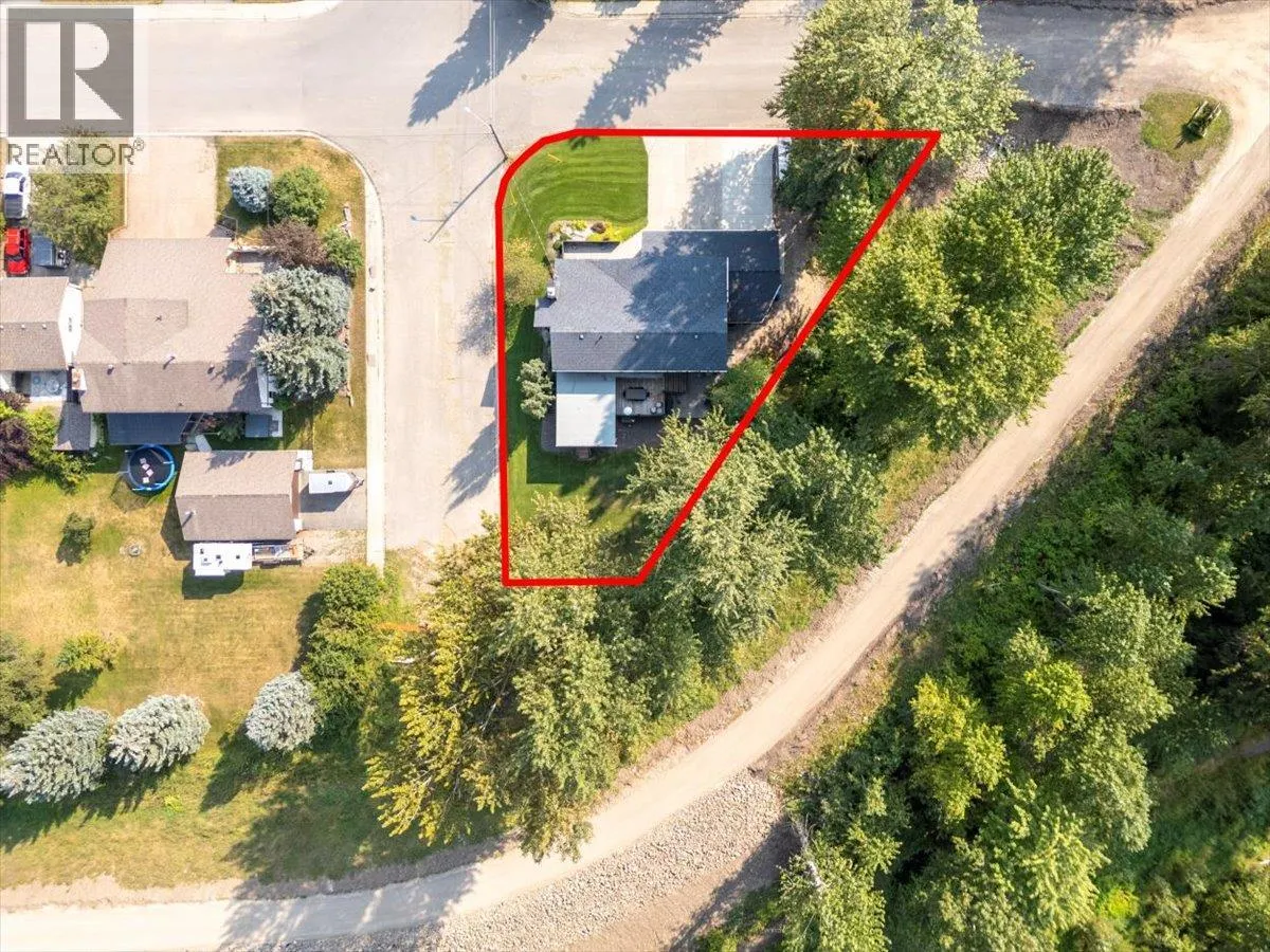 2 Mt Minton Street