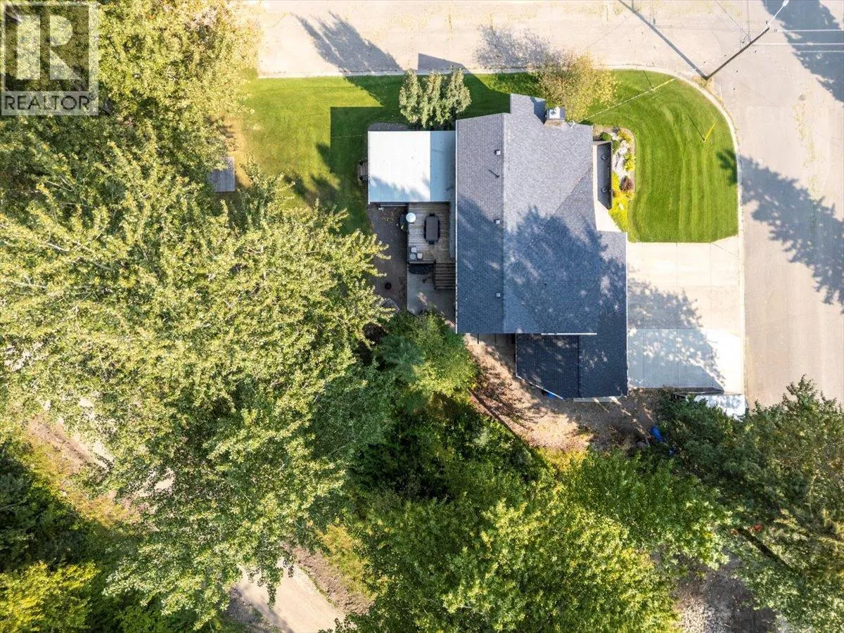 2 Mt Minton Street