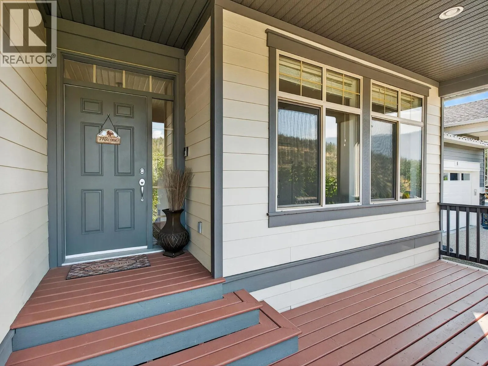 2051 Sunview Drive Unit# 4