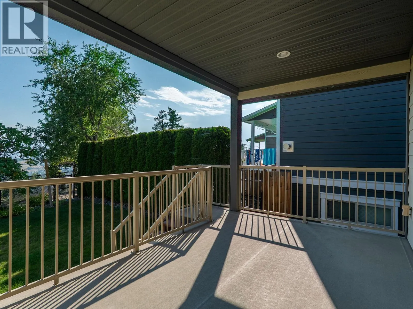 2051 Sunview Drive Unit# 4