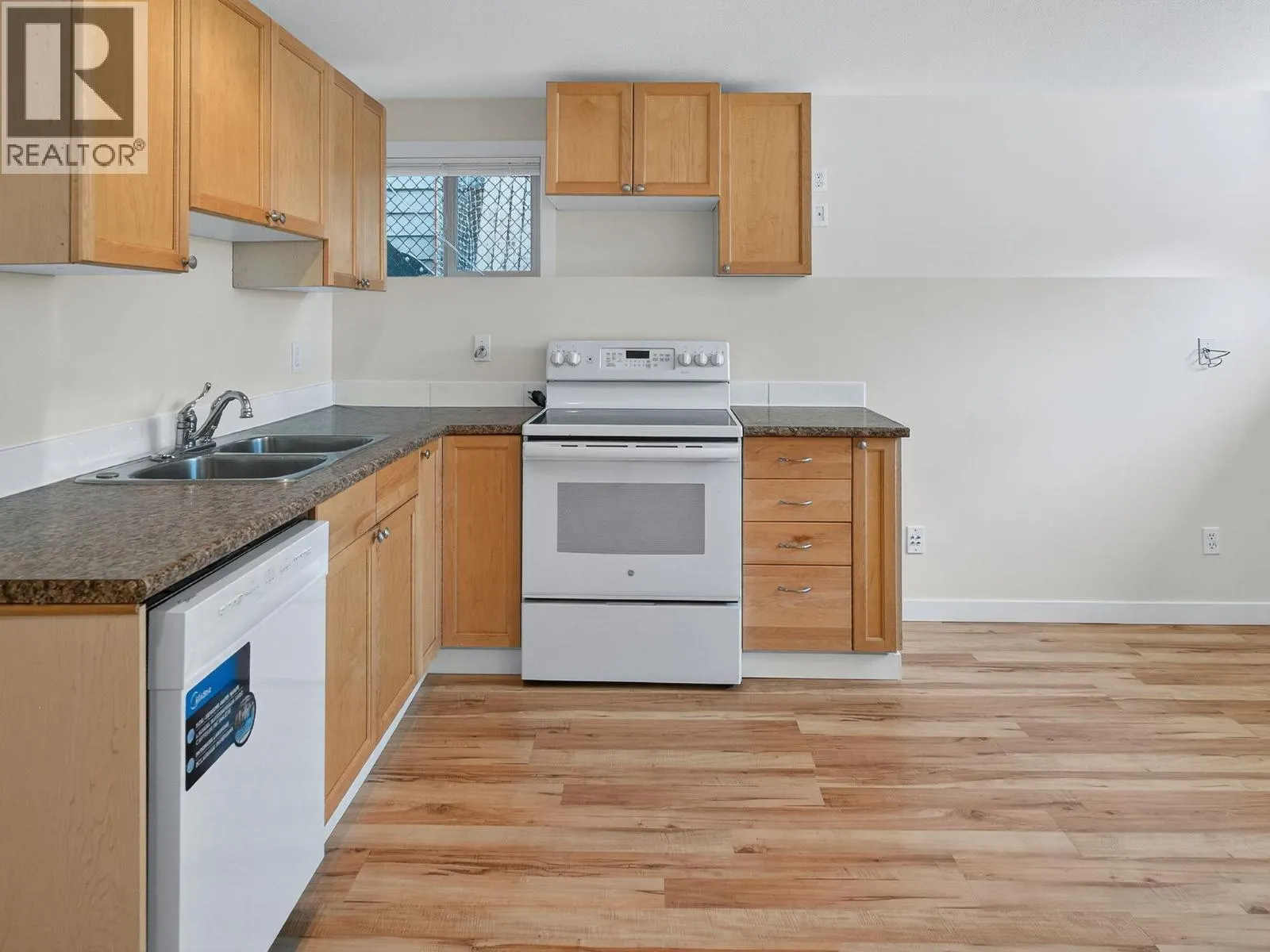 2051 Sunview Drive Unit# 4